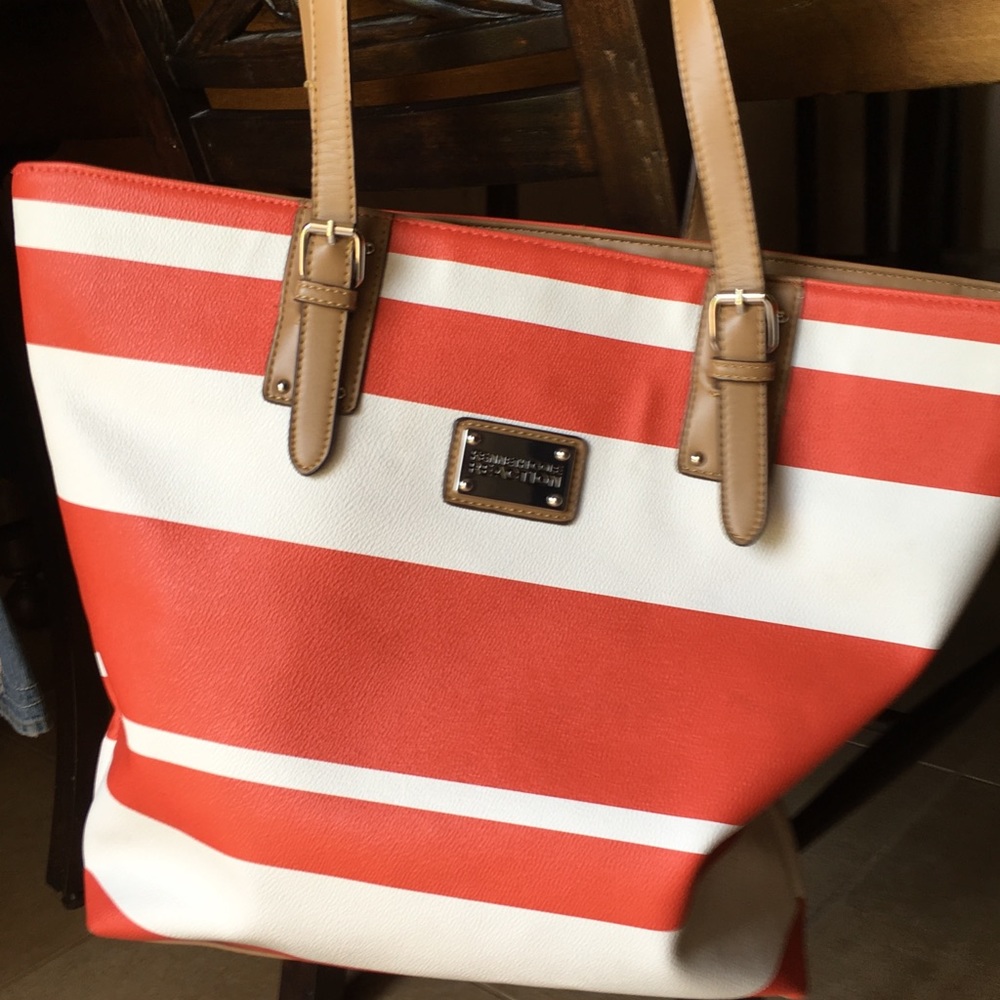Kenneth Cole shoulder bag